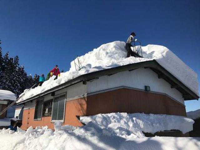 大網 屋根雪掘り